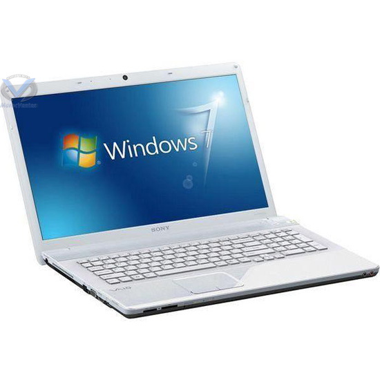 PC Portable Intel Core i3-370M 2,4GHz 17,3 Pouce LED
